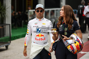 2024-10-17 - PEREZ Sergio (mex), Red Bull Racing RB20, portrait during the Formula 1 Pirelli United States Grand Prix 2024, 19th round of the 2024 Formula One World Championship from October 18 to 20, 2024 on the Circuit of the Americas, in Austin, United States of America - F1 - US GRAND PRIX 2024 - FORMULA 1 - MOTORS