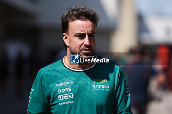 2024-10-17 - ALONSO Fernando (spa), Aston Martin F1 Team AMR24, portrait during the Formula 1 Pirelli United States Grand Prix 2024, 19th round of the 2024 Formula One World Championship from October 18 to 20, 2024 on the Circuit of the Americas, in Austin, United States of America - F1 - US GRAND PRIX 2024 - FORMULA 1 - MOTORS