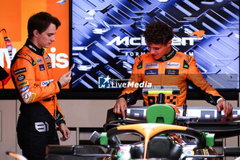 2024-10-18 - NORRIS Lando (gbr), McLaren F1 Team MCL38, portrait and PIASTRI Oscar (aus), McLaren F1 Team MCL38, portrait during the Formula 1 Pirelli United States Grand Prix 2024, 19th round of the 2024 Formula One World Championship from October 18 to 20, 2024 on the Circuit of the Americas, in Austin, United States of America - F1 - US GRAND PRIX 2024 - FORMULA 1 - MOTORS