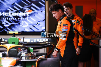 2024-10-18 - NORRIS Lando (gbr), McLaren F1 Team MCL38, portrait and PIASTRI Oscar (aus), McLaren F1 Team MCL38, portrait during the Formula 1 Pirelli United States Grand Prix 2024, 19th round of the 2024 Formula One World Championship from October 18 to 20, 2024 on the Circuit of the Americas, in Austin, United States of America - F1 - US GRAND PRIX 2024 - FORMULA 1 - MOTORS