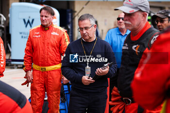 2024-10-18 - FIA Marshal, extraction during the Formula 1 Pirelli United States Grand Prix 2024, 19th round of the 2024 Formula One World Championship from October 18 to 20, 2024 on the Circuit of the Americas, in Austin, United States of America - F1 - US GRAND PRIX 2024 - FORMULA 1 - MOTORS