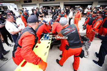 2024-10-18 - FIA Marshal, extraction during the Formula 1 Pirelli United States Grand Prix 2024, 19th round of the 2024 Formula One World Championship from October 18 to 20, 2024 on the Circuit of the Americas, in Austin, United States of America - F1 - US GRAND PRIX 2024 - FORMULA 1 - MOTORS