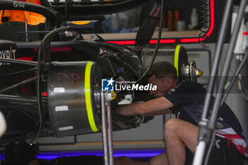 18/10/2024 - Oracle Red Bull Racing garage during the Formula 1 Pirelli United States Grand Prix 2024, scheduled to take place at Circuit of Americas in Austin, TX (USA) Sept 18-20, 2024 - FORMULA 1 PIRELLI UNITED STATES GRAND PRIX 2024 - PRACTICE - FORMULA 1 - MOTORI