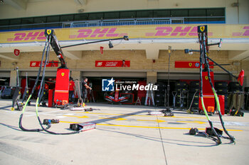 18/10/2024 - Scuderia Ferrari garage during the Formula 1 Pirelli United States Grand Prix 2024, scheduled to take place at Circuit of Americas in Austin, TX (USA) Sept 18-20, 2024 - FORMULA 1 PIRELLI UNITED STATES GRAND PRIX 2024 - PRACTICE - FORMULA 1 - MOTORI