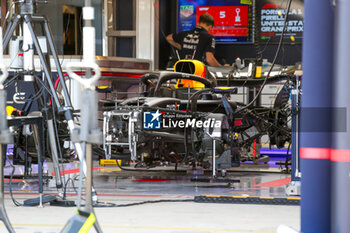 18/10/2024 - Oracle Red Bull Racing garage during the Formula 1 Pirelli United States Grand Prix 2024, scheduled to take place at Circuit of Americas in Austin, TX (USA) Sept 18-20, 2024 - FORMULA 1 PIRELLI UNITED STATES GRAND PRIX 2024 - PRACTICE - FORMULA 1 - MOTORI