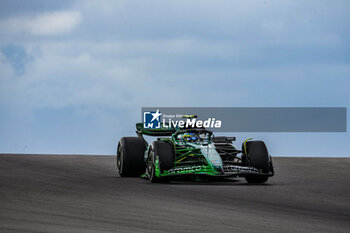 18/10/2024 - Fernando Alonso (ESP) - Aston Martin Aramco F1 Team - Aston Martin AMR24 - Mercedes during the Formula 1 Pirelli United States Grand Prix 2024, scheduled to take place at Circuit of Americas in Austin, TX (USA) Sept 18-20, 2024 - FORMULA 1 PIRELLI UNITED STATES GRAND PRIX 2024 - PRACTICE - FORMULA 1 - MOTORI