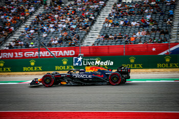 18/10/2024 - Max Verstappen (NED) - Oracle Red Bull Racing - Red Bull RB20 - Honda RBPT during the Formula 1 Pirelli United States Grand Prix 2024, scheduled to take place at Circuit of Americas in Austin, TX (USA) Sept 18-20, 2024 - FORMULA 1 PIRELLI UNITED STATES GRAND PRIX 2024 - PRACTICE - FORMULA 1 - MOTORI