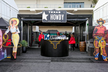 18/10/2024 - paddock atmosphere during the Formula 1 Pirelli United States Grand Prix 2024, scheduled to take place at Circuit of Americas in Austin, TX (USA) Sept 18-20, 2024 - FORMULA 1 PIRELLI UNITED STATES GRAND PRIX 2024 - PRACTICE - FORMULA 1 - MOTORI