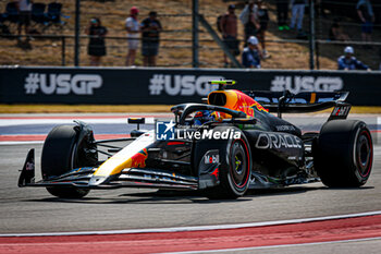 18/10/2024 - Sergio Perez (MEX) - Oracle Red Bull Racing - Red Bull RB20 - Honda RBPT during the Formula 1 Pirelli United States Grand Prix 2024, scheduled to take place at Circuit of Americas in Austin, TX (USA) Sept 18-20, 2024 - FORMULA 1 PIRELLI UNITED STATES GRAND PRIX 2024 - PRACTICE - FORMULA 1 - MOTORI