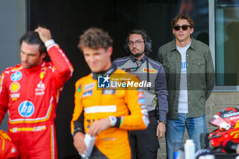 2024-10-19 - Armand Duplantis (GRE) Paris 2024 Olympics gold medal and Davide Casati (ITA) Pirelli Press during Qualify Session of the Formula 1 Pirelli United States Grand Prix 2024, scheduled to take place at Circuit of Americas in Austin, TX (USA) Sept 18-20, 2024 - FORMULA 1 PIRELLI UNITED STATES GRAND PRIX 2024 - QUALIFYING - FORMULA 1 - MOTORS