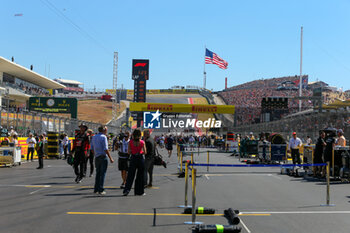 2024-10-20 - GRID atmosphere during the Race of Formula 1 Pirelli United States Grand Prix 2024, scheduled to take place at Circuit of Americas in Austin, TX (USA) Sept 18-20, 2024 - FORMULA 1 PIRELLI UNITED STATES GRAND PRIX 2024 - RACE - FORMULA 1 - MOTORS