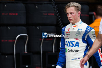 2024-10-19 - LAWSON Liam (nzl), Visa Cash App RB F1 Team VCARB 01, portrait during the Formula 1 Pirelli United States Grand Prix 2024, 19th round of the 2024 Formula One World Championship from October 18 to 20, 2024 on the Circuit of the Americas, in Austin, United States of America - F1 - US GRAND PRIX 2024 - FORMULA 1 - MOTORS