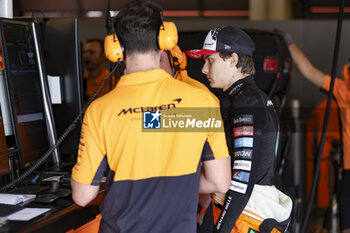 2024-10-19 - PIASTRI Oscar (aus), McLaren F1 Team MCL38, portrait during the Formula 1 Pirelli United States Grand Prix 2024, 19th round of the 2024 Formula One World Championship from October 18 to 20, 2024 on the Circuit of the Americas, in Austin, United States of America - F1 - US GRAND PRIX 2024 - FORMULA 1 - MOTORS