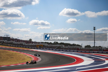 2024-10-19 - 04 NORRIS Lando (gbr), McLaren F1 Team MCL38, 63 RUSSELL George (gbr), Mercedes AMG F1 Team W15, action during the Formula 1 Pirelli United States Grand Prix 2024, 19th round of the 2024 Formula One World Championship from October 18 to 20, 2024 on the Circuit of the Americas, in Austin, United States of America - F1 - US GRAND PRIX 2024 - FORMULA 1 - MOTORS