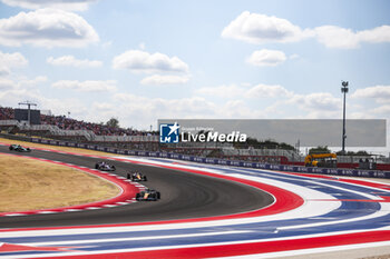 2024-10-19 - 10 GASLY Pierre (fra), Alpine F1 Team A524, 81 PIASTRI Oscar (aus), McLaren F1 Team MCL38, action during the Formula 1 Pirelli United States Grand Prix 2024, 19th round of the 2024 Formula One World Championship from October 18 to 20, 2024 on the Circuit of the Americas, in Austin, United States of America - F1 - US GRAND PRIX 2024 - FORMULA 1 - MOTORS