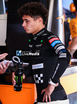 2024-10-19 - NORRIS Lando (gbr), McLaren F1 Team MCL38, portrait during the Formula 1 Pirelli United States Grand Prix 2024, 19th round of the 2024 Formula One World Championship from October 18 to 20, 2024 on the Circuit of the Americas, in Austin, United States of America - F1 - US GRAND PRIX 2024 - FORMULA 1 - MOTORS