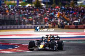 2024-10-19 - 01 VERSTAPPEN Max (nld), Red Bull Racing RB20, action during the Formula 1 Pirelli United States Grand Prix 2024, 19th round of the 2024 Formula One World Championship from October 18 to 20, 2024 on the Circuit of the Americas, in Austin, United States of America - F1 - US GRAND PRIX 2024 - FORMULA 1 - MOTORS