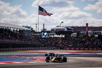 2024-10-19 - 11 PEREZ Sergio (mex), Red Bull Racing RB20, action during the Formula 1 Pirelli United States Grand Prix 2024, 19th round of the 2024 Formula One World Championship from October 18 to 20, 2024 on the Circuit of the Americas, in Austin, United States of America - F1 - US GRAND PRIX 2024 - FORMULA 1 - MOTORS