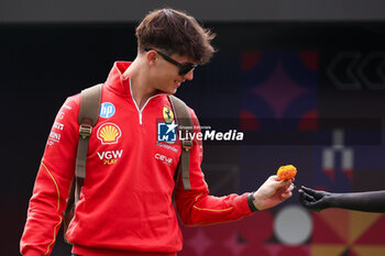 24/10/2024 - BEARMAN Oliver, Ferrari Driver Academy, portrait during the Formula 1 Gran Premio de la Ciudad de Mexico 2024, 20th round of the 2024 Formula One World Championship from October 25 to 27, 2024 on the Autodromo Hermanos Rodriguez, in Mexico City, Mexico - F1 - MEXICO CITY GRAND PRIX 2024 - FORMULA 1 - MOTORI