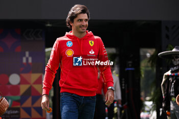 24/10/2024 - SAINZ Carlos (spa), Scuderia Ferrari SF-24, portrait during the Formula 1 Gran Premio de la Ciudad de Mexico 2024, 20th round of the 2024 Formula One World Championship from October 25 to 27, 2024 on the Autodromo Hermanos Rodriguez, in Mexico City, Mexico - F1 - MEXICO CITY GRAND PRIX 2024 - FORMULA 1 - MOTORI