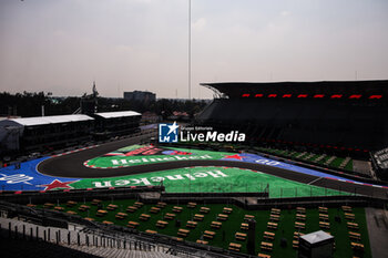 24/10/2024 - General view of the Foro Sol during the Formula 1 Gran Premio de la Ciudad de Mexico 2024, 20th round of the 2024 Formula One World Championship from October 25 to 27, 2024 on the Autodromo Hermanos Rodriguez, in Mexico City, Mexico - F1 - MEXICO CITY GRAND PRIX 2024 - FORMULA 1 - MOTORI