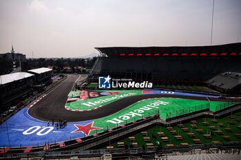 24/10/2024 - General view of the Foro Sol during the Formula 1 Gran Premio de la Ciudad de Mexico 2024, 20th round of the 2024 Formula One World Championship from October 25 to 27, 2024 on the Autodromo Hermanos Rodriguez, in Mexico City, Mexico - F1 - MEXICO CITY GRAND PRIX 2024 - FORMULA 1 - MOTORI