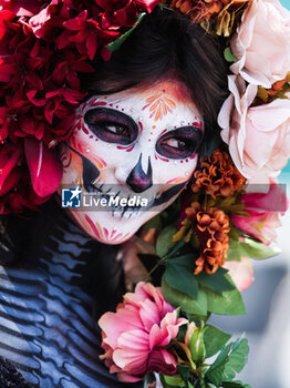 24/10/2024 - Mexican Girl in the paddock during the Formula 1 Gran Premio de la Ciudad de Mexico 2024, 20th round of the 2024 Formula One World Championship from October 25 to 27, 2024 on the Autodromo Hermanos Rodriguez, in Mexico City, Mexico - F1 - MEXICO CITY GRAND PRIX 2024 - FORMULA 1 - MOTORI