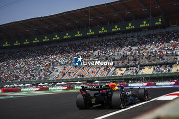 25/10/2024 - 01 VERSTAPPEN Max (nld), Red Bull Racing RB20, action during the Formula 1 Gran Premio de la Ciudad de Mexico 2024, 20th round of the 2024 Formula One World Championship from October 25 to 27, 2024 on the Autodromo Hermanos Rodriguez, in Mexico City, Mexico - F1 - MEXICO CITY GRAND PRIX 2024 - FORMULA 1 - MOTORI