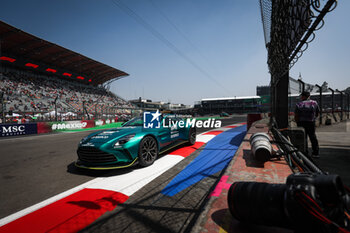 25/10/2024 - FIA Aston Martin Vantage Safety Car during the Formula 1 Gran Premio de la Ciudad de Mexico 2024, 20th round of the 2024 Formula One World Championship from October 25 to 27, 2024 on the Autodromo Hermanos Rodriguez, in Mexico City, Mexico - F1 - MEXICO CITY GRAND PRIX 2024 - FORMULA 1 - MOTORI