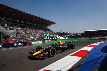 25/10/2024 - 11 PEREZ Sergio (mex), Red Bull Racing RB20, action during the Formula 1 Gran Premio de la Ciudad de Mexico 2024, 20th round of the 2024 Formula One World Championship from October 25 to 27, 2024 on the Autodromo Hermanos Rodriguez, in Mexico City, Mexico - F1 - MEXICO CITY GRAND PRIX 2024 - FORMULA 1 - MOTORI