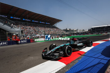 25/10/2024 - 63 RUSSELL George (gbr), Mercedes AMG F1 Team W15, action during the Formula 1 Gran Premio de la Ciudad de Mexico 2024, 20th round of the 2024 Formula One World Championship from October 25 to 27, 2024 on the Autodromo Hermanos Rodriguez, in Mexico City, Mexico - F1 - MEXICO CITY GRAND PRIX 2024 - FORMULA 1 - MOTORI