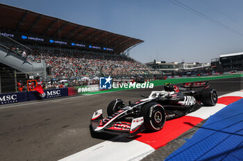 25/10/2024 - 27 HULKENBERG Nico (ger), Haas F1 Team VF-24 Ferrari, action during the Formula 1 Gran Premio de la Ciudad de Mexico 2024, 20th round of the 2024 Formula One World Championship from October 25 to 27, 2024 on the Autodromo Hermanos Rodriguez, in Mexico City, Mexico - F1 - MEXICO CITY GRAND PRIX 2024 - FORMULA 1 - MOTORI