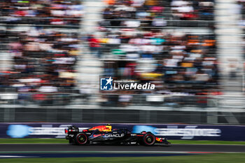 26/10/2024 - 11 PEREZ Sergio (mex), Red Bull Racing RB20, action during the Formula 1 Gran Premio de la Ciudad de Mexico 2024, 20th round of the 2024 Formula One World Championship from October 25 to 27, 2024 on the Autodromo Hermanos Rodriguez, in Mexico City, Mexico - F1 - MEXICO CITY GRAND PRIX 2024 - FORMULA 1 - MOTORI