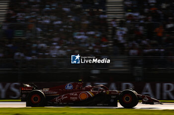 26/10/2024 - 55 SAINZ Carlos (spa), Scuderia Ferrari SF-24, action during the Formula 1 Gran Premio de la Ciudad de Mexico 2024, 20th round of the 2024 Formula One World Championship from October 25 to 27, 2024 on the Autodromo Hermanos Rodriguez, in Mexico City, Mexico - F1 - MEXICO CITY GRAND PRIX 2024 - FORMULA 1 - MOTORI