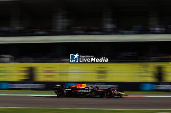 26/10/2024 - 01 VERSTAPPEN Max (nld), Red Bull Racing RB20, action during the Formula 1 Gran Premio de la Ciudad de Mexico 2024, 20th round of the 2024 Formula One World Championship from October 25 to 27, 2024 on the Autodromo Hermanos Rodriguez, in Mexico City, Mexico - F1 - MEXICO CITY GRAND PRIX 2024 - FORMULA 1 - MOTORI