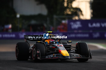 26/10/2024 - 11 PEREZ Sergio (mex), Red Bull Racing RB20, action during the Formula 1 Gran Premio de la Ciudad de Mexico 2024, 20th round of the 2024 Formula One World Championship from October 25 to 27, 2024 on the Autodromo Hermanos Rodriguez, in Mexico City, Mexico - F1 - MEXICO CITY GRAND PRIX 2024 - FORMULA 1 - MOTORI