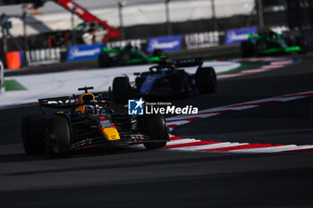 26/10/2024 - 01 VERSTAPPEN Max (nld), Red Bull Racing RB20, action during the Formula 1 Gran Premio de la Ciudad de Mexico 2024, 20th round of the 2024 Formula One World Championship from October 25 to 27, 2024 on the Autodromo Hermanos Rodriguez, in Mexico City, Mexico - F1 - MEXICO CITY GRAND PRIX 2024 - FORMULA 1 - MOTORI