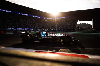 26/10/2024 - 44 HAMILTON Lewis (gbr), Mercedes AMG F1 Team W15, action during the Formula 1 Gran Premio de la Ciudad de Mexico 2024, 20th round of the 2024 Formula One World Championship from October 25 to 27, 2024 on the Autodromo Hermanos Rodriguez, in Mexico City, Mexico - F1 - MEXICO CITY GRAND PRIX 2024 - FORMULA 1 - MOTORI