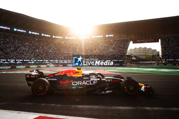 26/10/2024 - 11 PEREZ Sergio (mex), Red Bull Racing RB20, action during the Formula 1 Gran Premio de la Ciudad de Mexico 2024, 20th round of the 2024 Formula One World Championship from October 25 to 27, 2024 on the Autodromo Hermanos Rodriguez, in Mexico City, Mexico - F1 - MEXICO CITY GRAND PRIX 2024 - FORMULA 1 - MOTORI