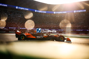 26/10/2024 - 04 NORRIS Lando (gbr), McLaren F1 Team MCL38, action during the Formula 1 Gran Premio de la Ciudad de Mexico 2024, 20th round of the 2024 Formula One World Championship from October 25 to 27, 2024 on the Autodromo Hermanos Rodriguez, in Mexico City, Mexico - F1 - MEXICO CITY GRAND PRIX 2024 - FORMULA 1 - MOTORI