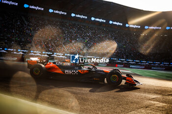 26/10/2024 - 04 NORRIS Lando (gbr), McLaren F1 Team MCL38, action during the Formula 1 Gran Premio de la Ciudad de Mexico 2024, 20th round of the 2024 Formula One World Championship from October 25 to 27, 2024 on the Autodromo Hermanos Rodriguez, in Mexico City, Mexico - F1 - MEXICO CITY GRAND PRIX 2024 - FORMULA 1 - MOTORI