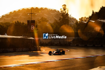 26/10/2024 - 04 NORRIS Lando (gbr), McLaren F1 Team MCL38, action during the Formula 1 Gran Premio de la Ciudad de Mexico 2024, 20th round of the 2024 Formula One World Championship from October 25 to 27, 2024 on the Autodromo Hermanos Rodriguez, in Mexico City, Mexico - F1 - MEXICO CITY GRAND PRIX 2024 - FORMULA 1 - MOTORI