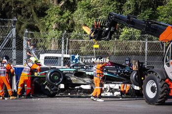 26/10/2024 - 63 RUSSELL George (gbr), Mercedes AMG F1 Team W15, action crash, accident, during the Formula 1 Gran Premio de la Ciudad de Mexico 2024, 20th round of the 2024 Formula One World Championship from October 25 to 27, 2024 on the Autodromo Hermanos Rodriguez, in Mexico City, Mexico - F1 - MEXICO CITY GRAND PRIX 2024 - FORMULA 1 - MOTORI