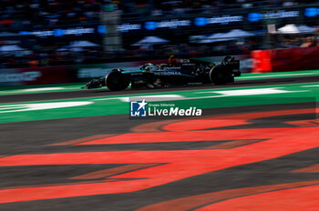 26/10/2024 - 44 HAMILTON Lewis (gbr), Mercedes AMG F1 Team W15, action during the Formula 1 Gran Premio de la Ciudad de Mexico 2024, 20th round of the 2024 Formula One World Championship from October 25 to 27, 2024 on the Autodromo Hermanos Rodriguez, in Mexico City, Mexico - F1 - MEXICO CITY GRAND PRIX 2024 - FORMULA 1 - MOTORI