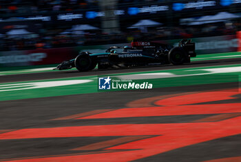 26/10/2024 - 63 RUSSELL George (gbr), Mercedes AMG F1 Team W15, action during the Formula 1 Gran Premio de la Ciudad de Mexico 2024, 20th round of the 2024 Formula One World Championship from October 25 to 27, 2024 on the Autodromo Hermanos Rodriguez, in Mexico City, Mexico - F1 - MEXICO CITY GRAND PRIX 2024 - FORMULA 1 - MOTORI