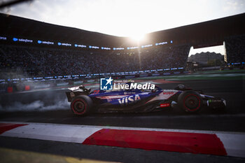 26/10/2024 - 22 TSUNODA Yuki (jap), Visa Cash App RB F1 Team VCARB 01, action during the Formula 1 Gran Premio de la Ciudad de Mexico 2024, 20th round of the 2024 Formula One World Championship from October 25 to 27, 2024 on the Autodromo Hermanos Rodriguez, in Mexico City, Mexico - F1 - MEXICO CITY GRAND PRIX 2024 - FORMULA 1 - MOTORI