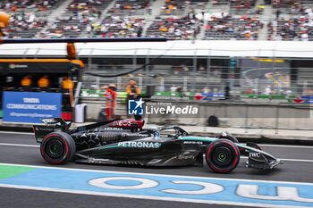 26/10/2024 - 63 RUSSELL George (gbr), Mercedes AMG F1 Team W15, action during the Formula 1 Gran Premio de la Ciudad de Mexico 2024, 20th round of the 2024 Formula One World Championship from October 25 to 27, 2024 on the Autodromo Hermanos Rodriguez, in Mexico City, Mexico - F1 - MEXICO CITY GRAND PRIX 2024 - FORMULA 1 - MOTORI