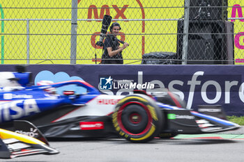 26/10/2024 - Touristic activity for Antonin Vincent during the Formula 1 Gran Premio de la Ciudad de Mexico 2024, 20th round of the 2024 Formula One World Championship from October 25 to 27, 2024 on the Autodromo Hermanos Rodriguez, in Mexico City, Mexico - F1 - MEXICO CITY GRAND PRIX 2024 - FORMULA 1 - MOTORI