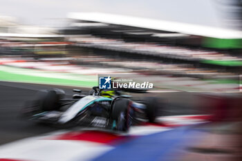 26/10/2024 - 44 HAMILTON Lewis (gbr), Mercedes AMG F1 Team W15, action during the Formula 1 Gran Premio de la Ciudad de Mexico 2024, 20th round of the 2024 Formula One World Championship from October 25 to 27, 2024 on the Autodromo Hermanos Rodriguez, in Mexico City, Mexico - F1 - MEXICO CITY GRAND PRIX 2024 - FORMULA 1 - MOTORI