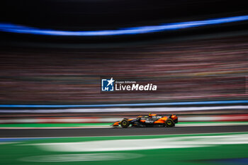 26/10/2024 - 04 NORRIS Lando (gbr), McLaren F1 Team MCL38, action during the Formula 1 Gran Premio de la Ciudad de Mexico 2024, 20th round of the 2024 Formula One World Championship from October 25 to 27, 2024 on the Autodromo Hermanos Rodriguez, in Mexico City, Mexico - F1 - MEXICO CITY GRAND PRIX 2024 - FORMULA 1 - MOTORI